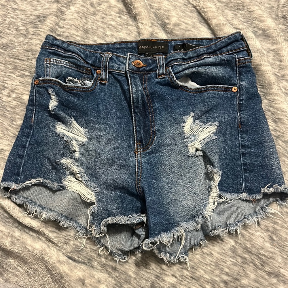 Kendall & Kylie distressed shorts